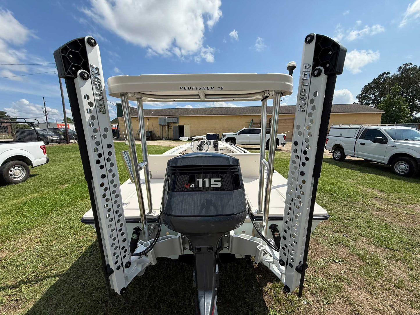 2004 Hewes 16 Redfisher