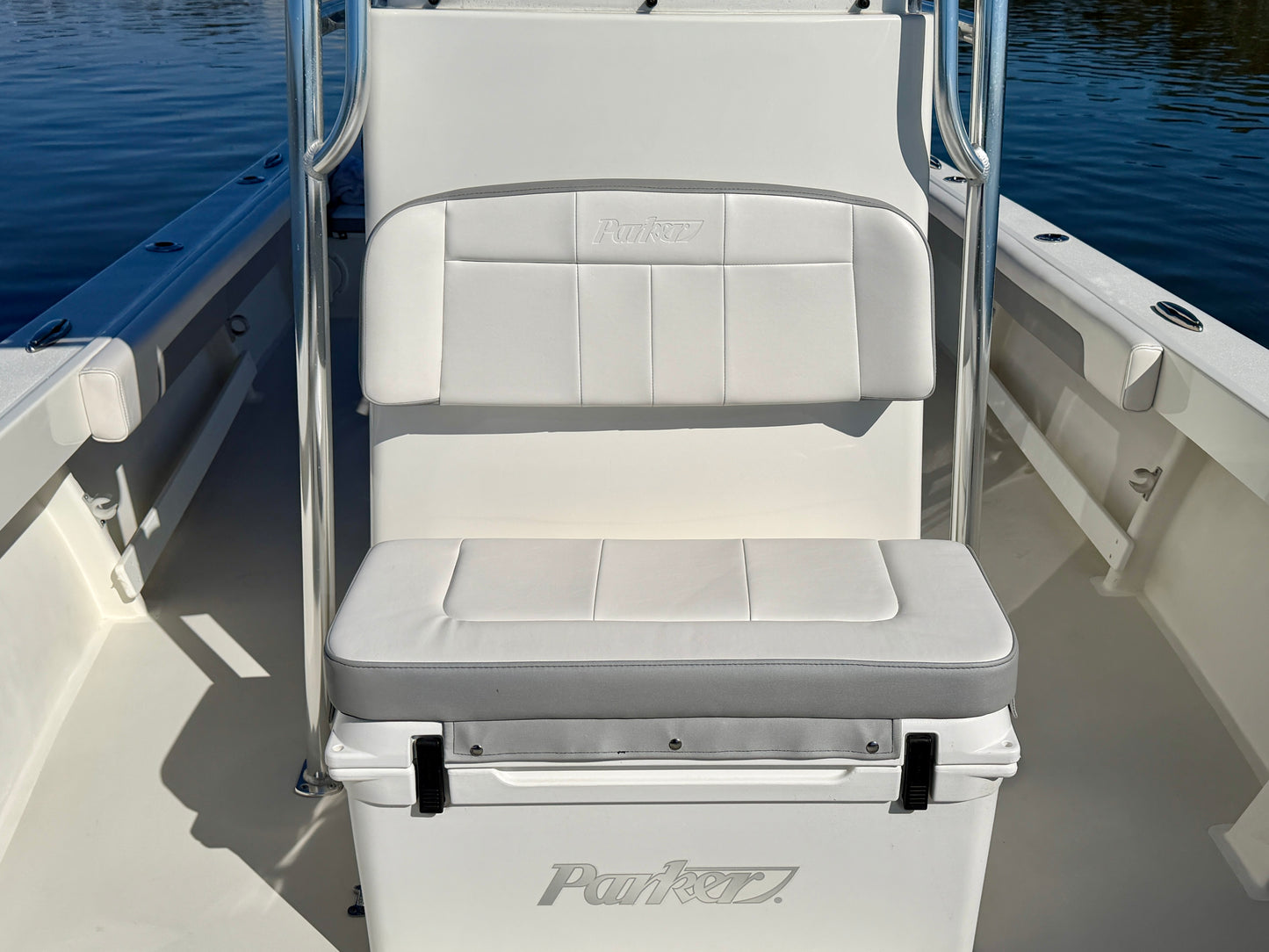 2024 Parker 2100 Special Edition