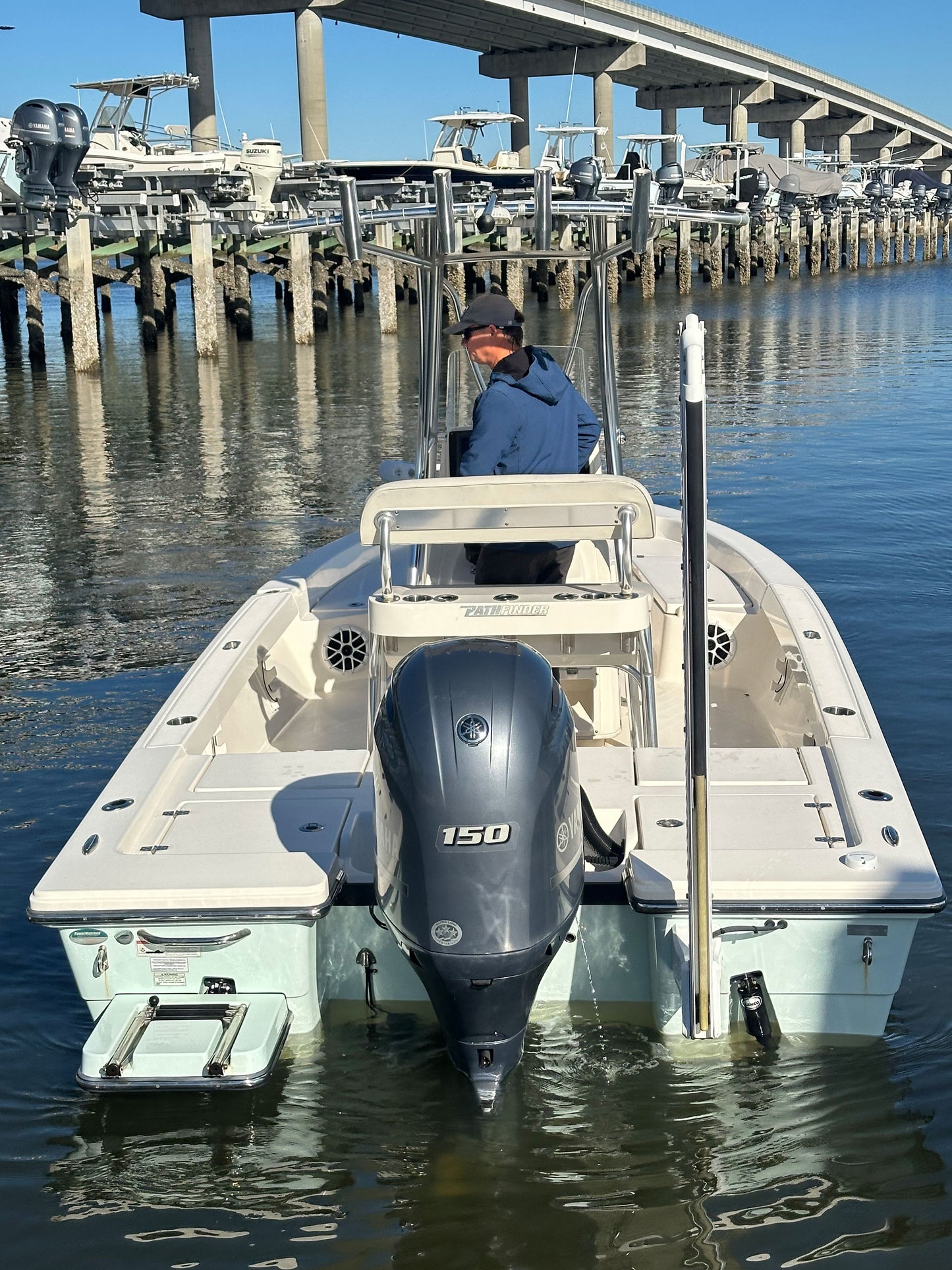 2018 Pathfinder 2200TRS