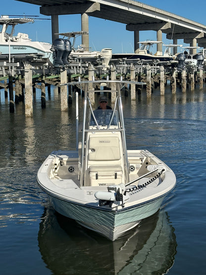 2018 Pathfinder 2200TRS