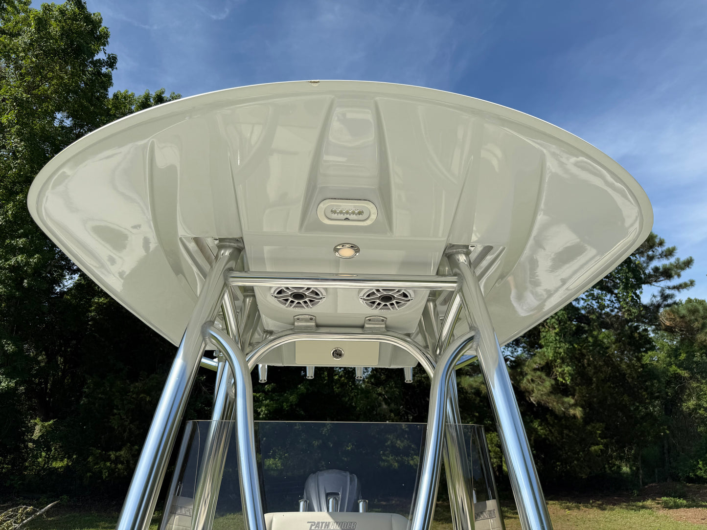 2022 Pathfinder 2700 Open