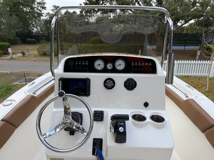 2021 Pioneer 202 Islander