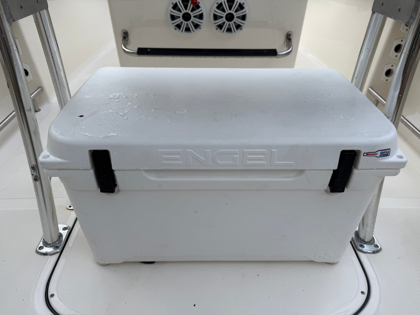 2021 Pioneer 202 Islander