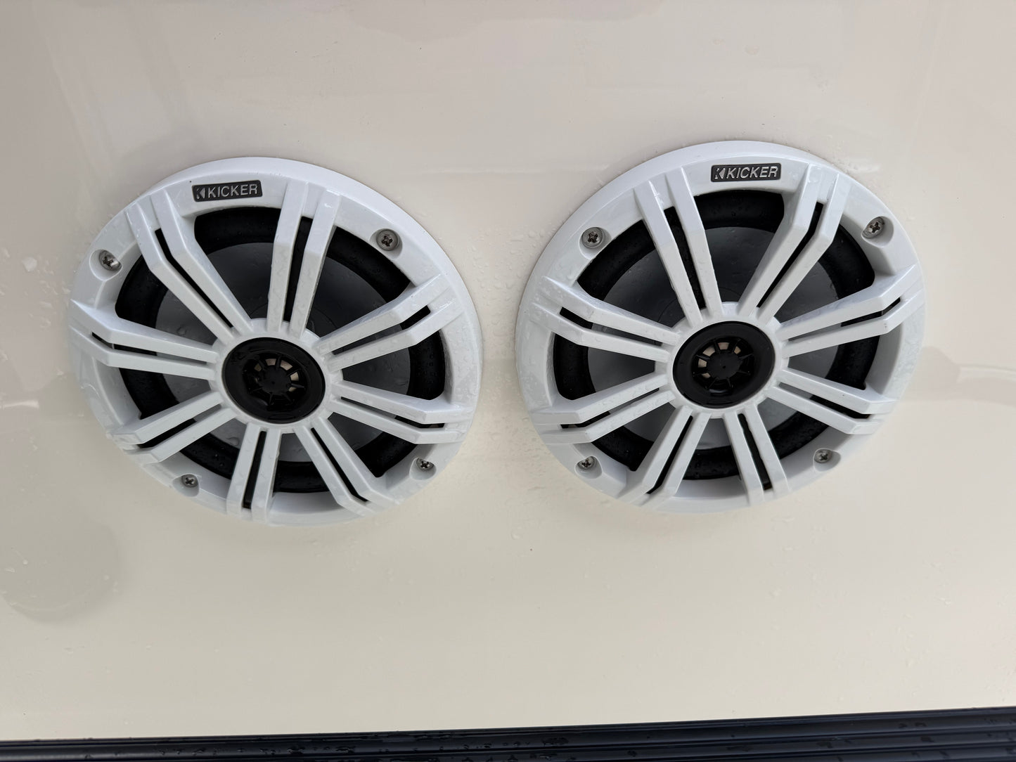 2021 Pioneer 202 Islander