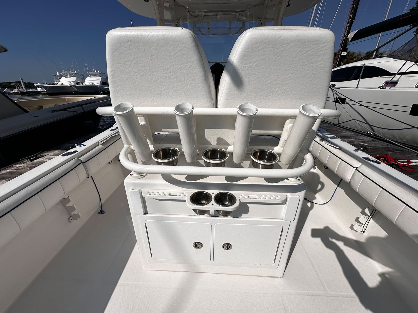 2016 Regulator 28