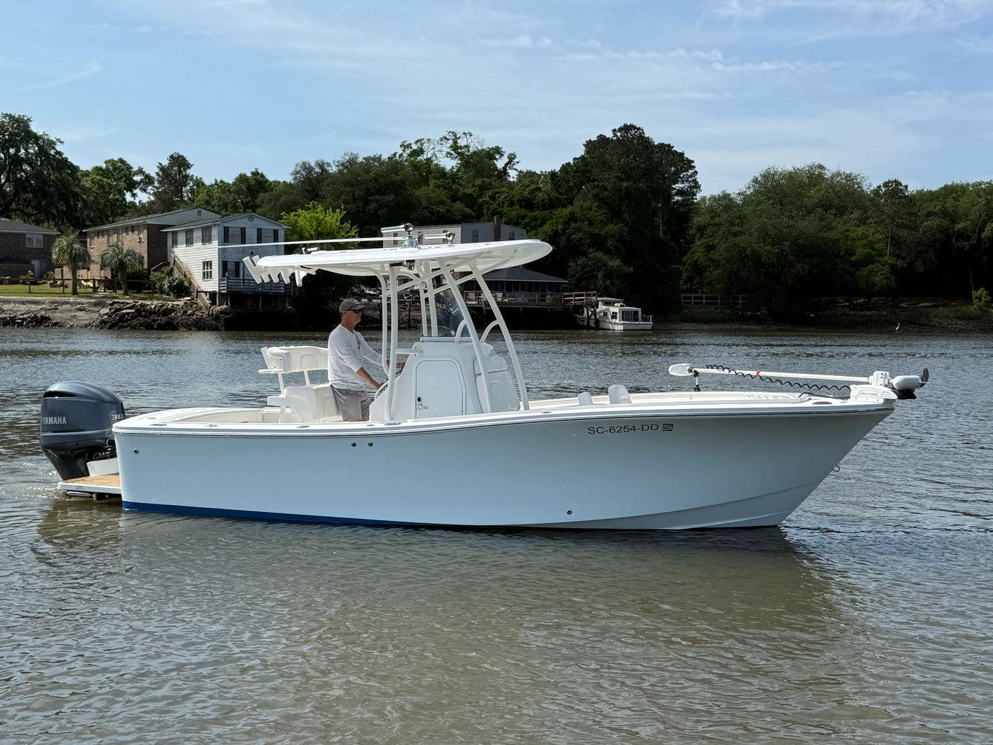 2016 Regulator 23