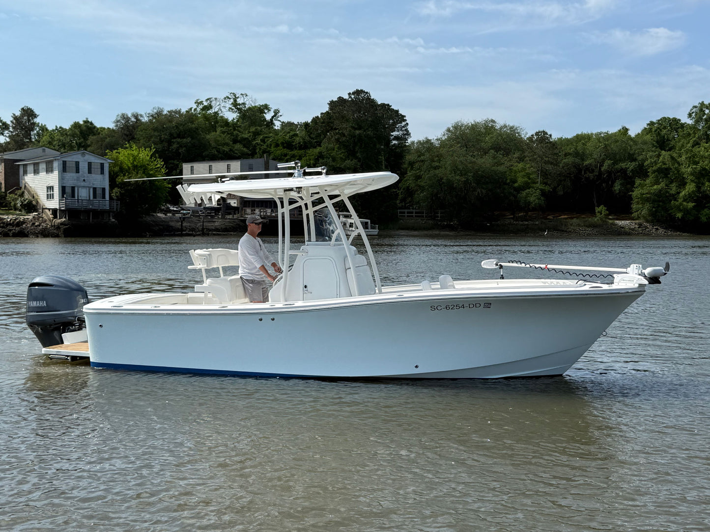 2016 Regulator 23