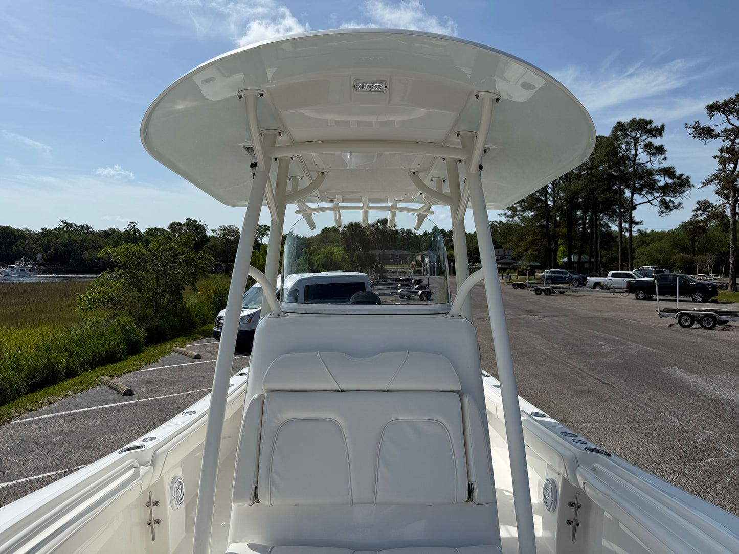 2016 Regulator 23