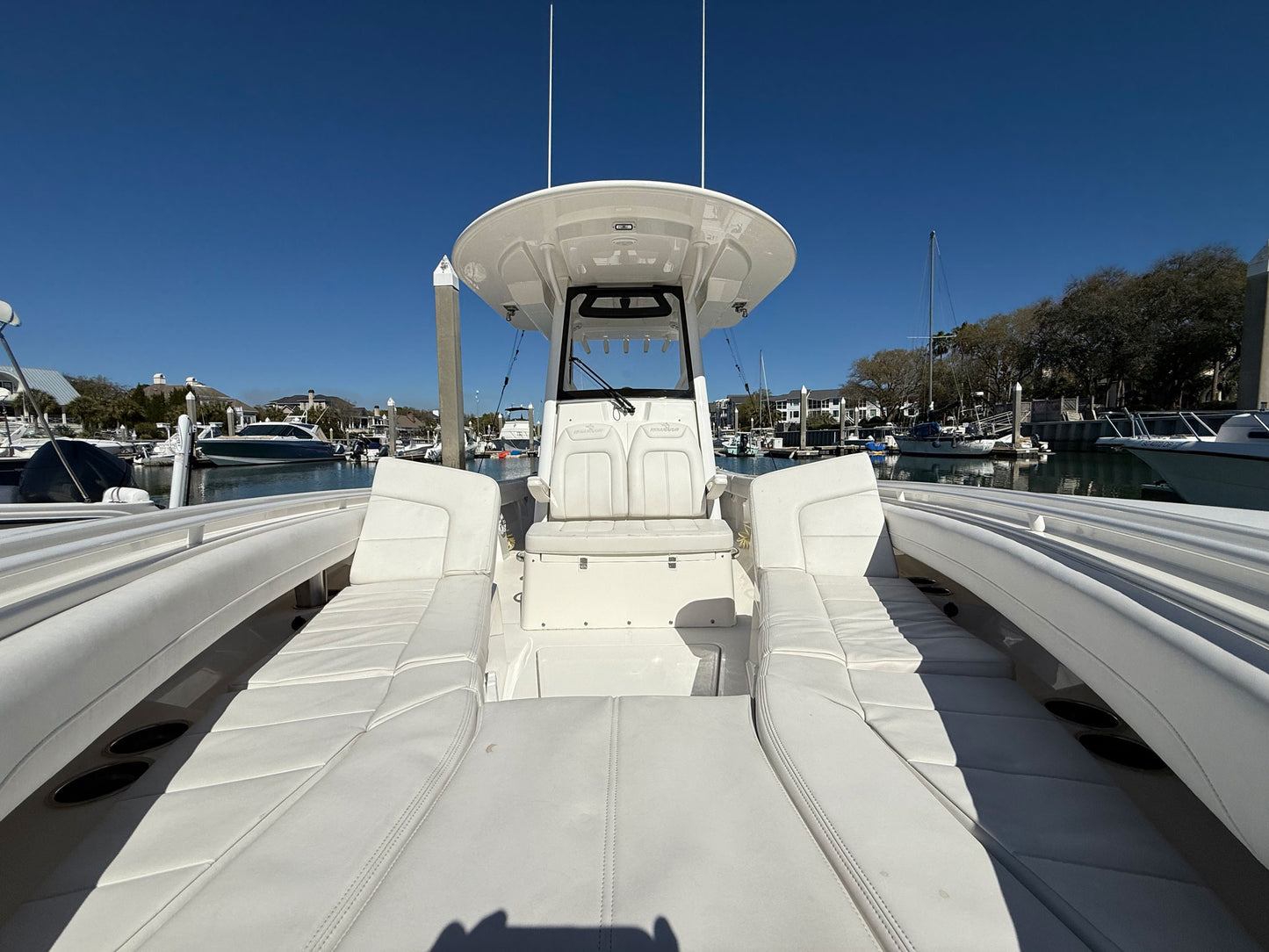 2023 Regulator 28