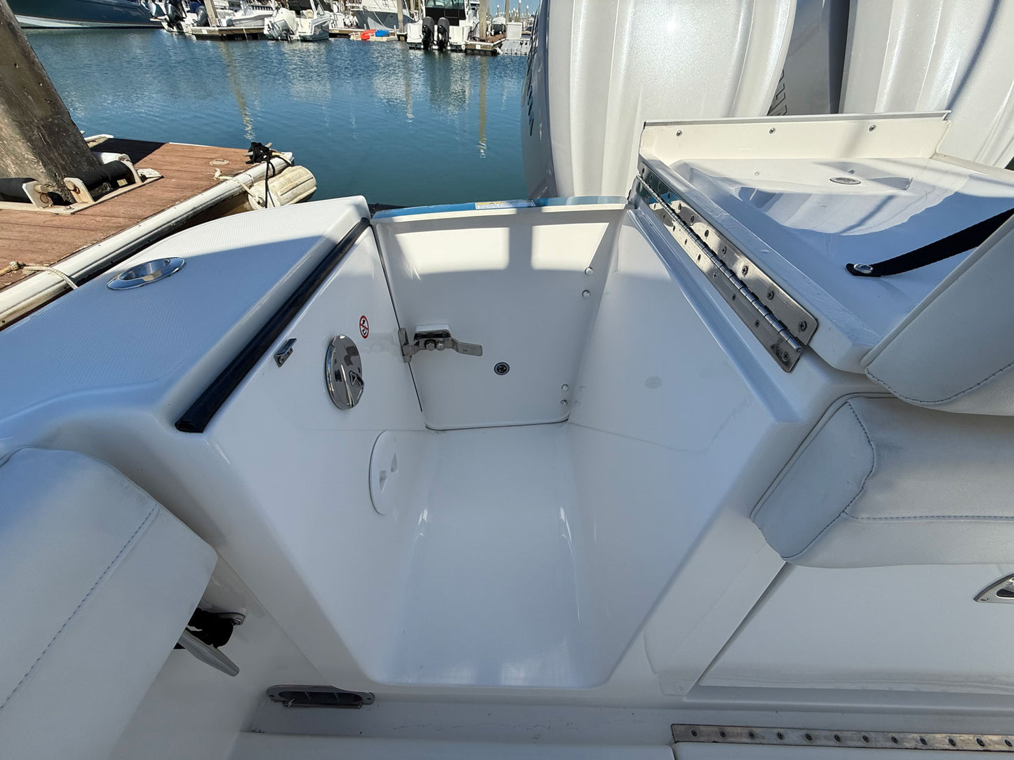 2023 Regulator 28