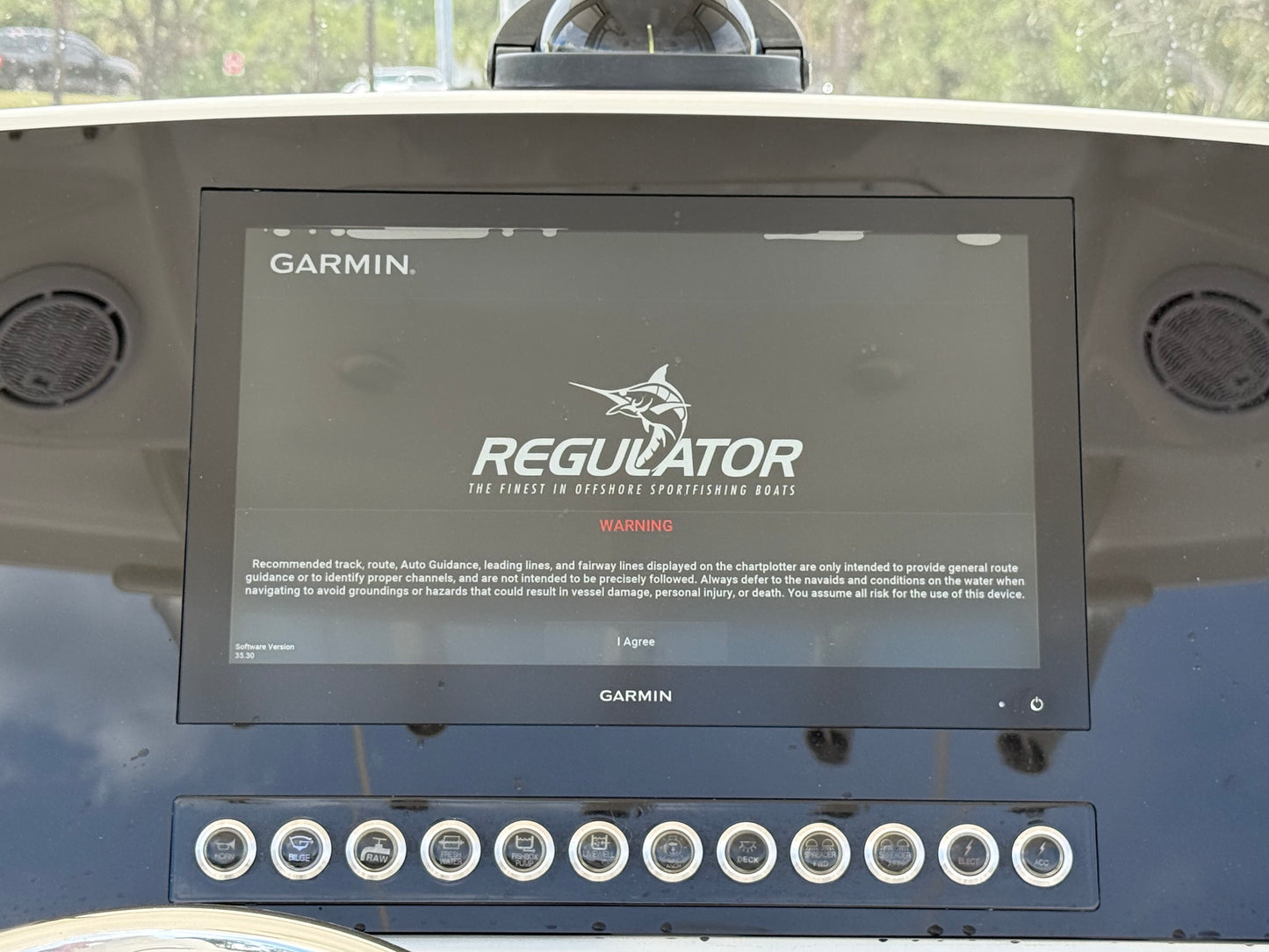 2019 Regulator 26XO
