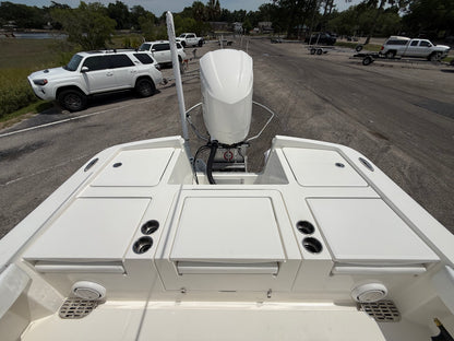 2019 Regulator 26XO