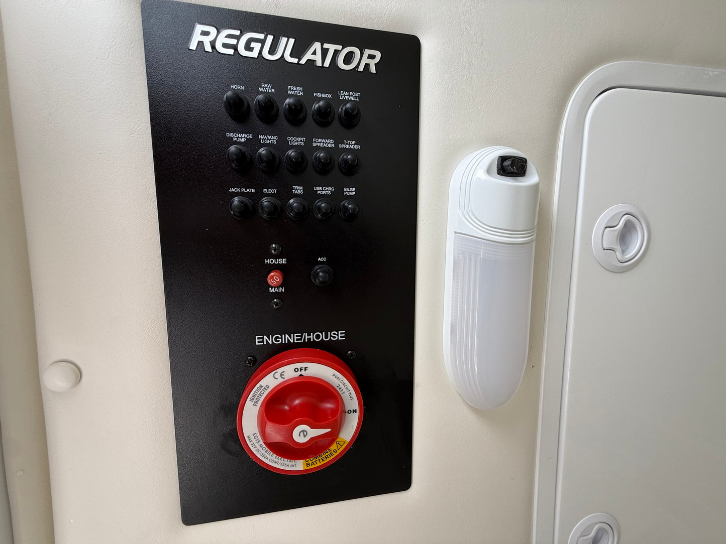 2019 Regulator 26XO