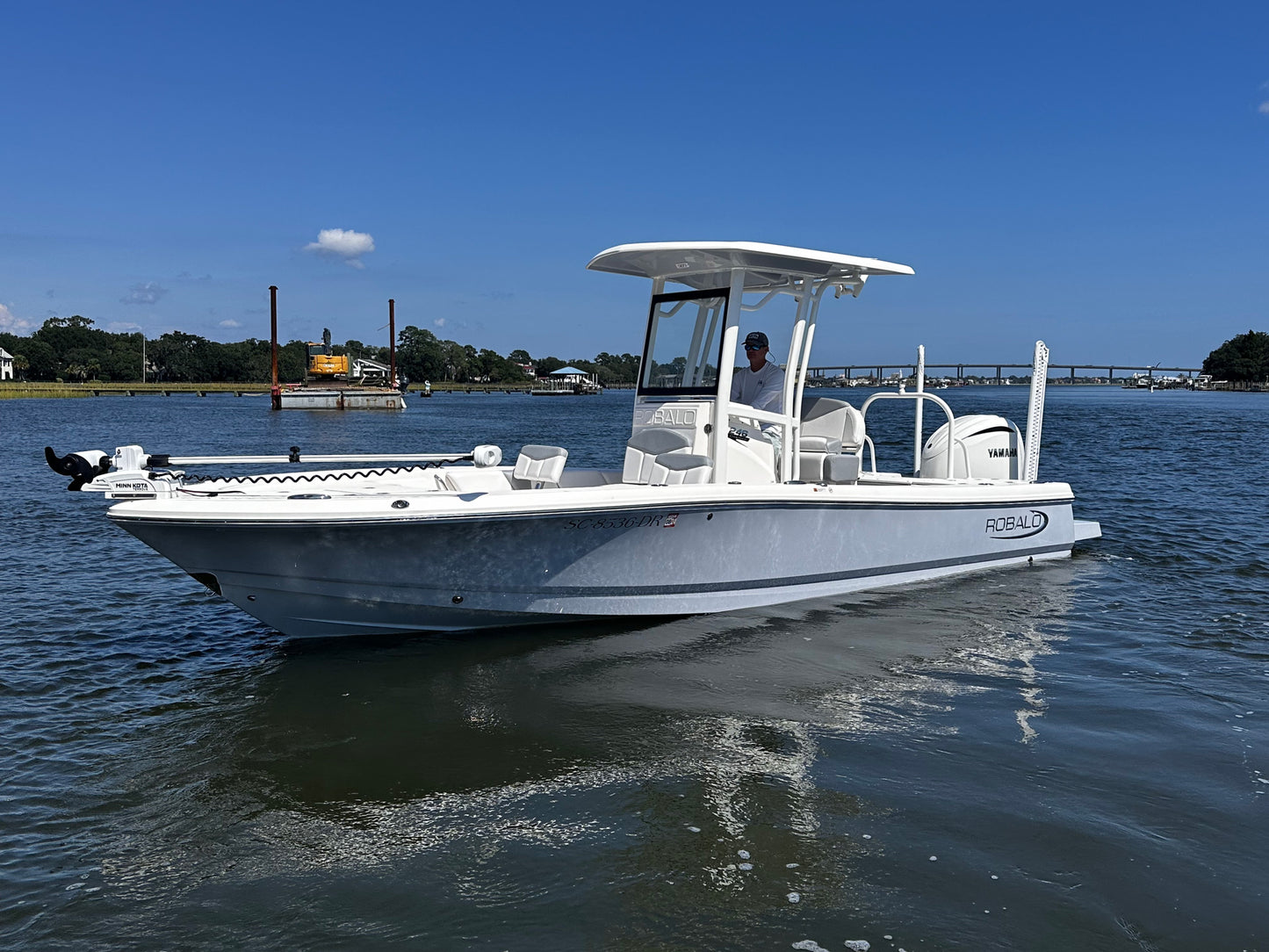 2021 Robalo 246 Cayman For Sale