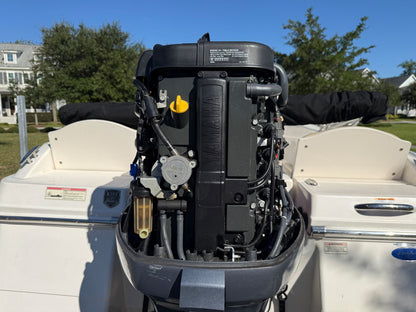 2016 Robalo R160