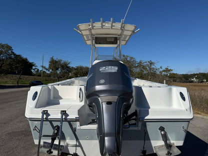 2005 Sailfish 218 CC