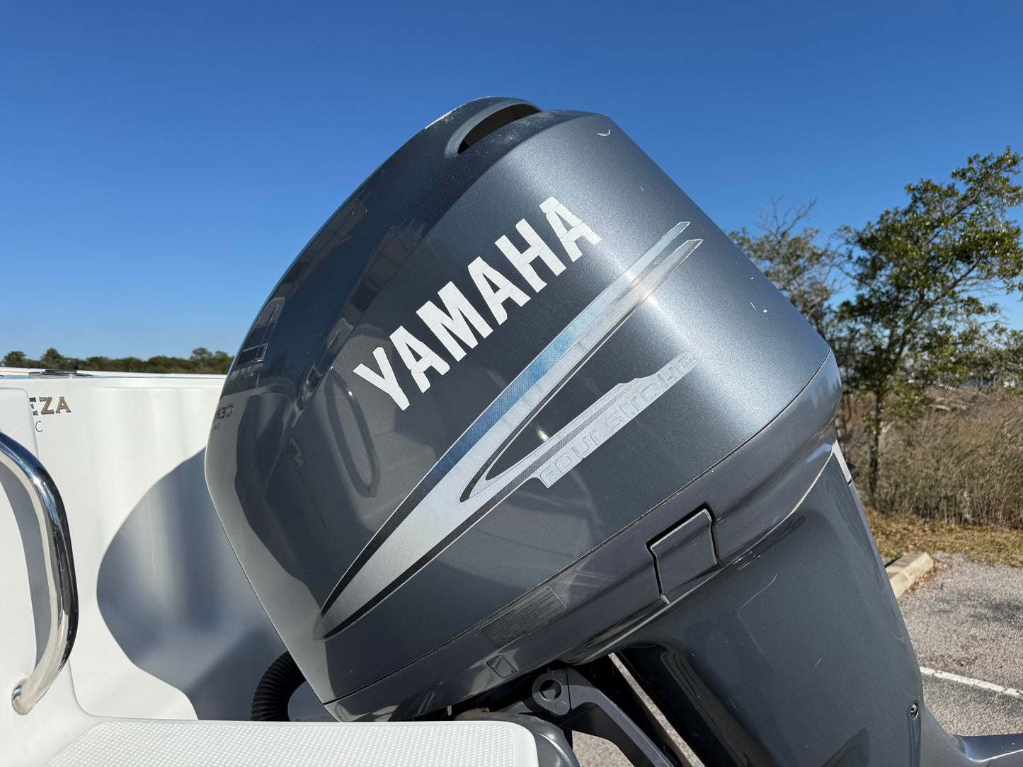 2005 Sailfish 218 CC