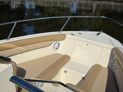 2019 Scout 210 Dorado