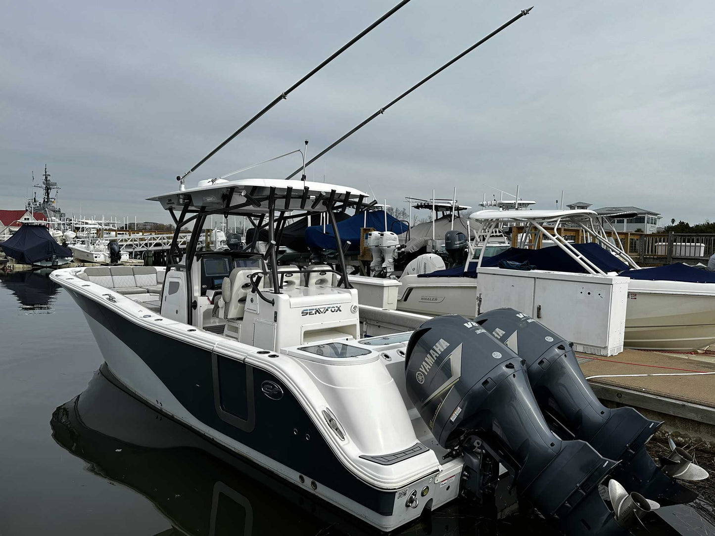 2018 Sea Fox 328 Commander