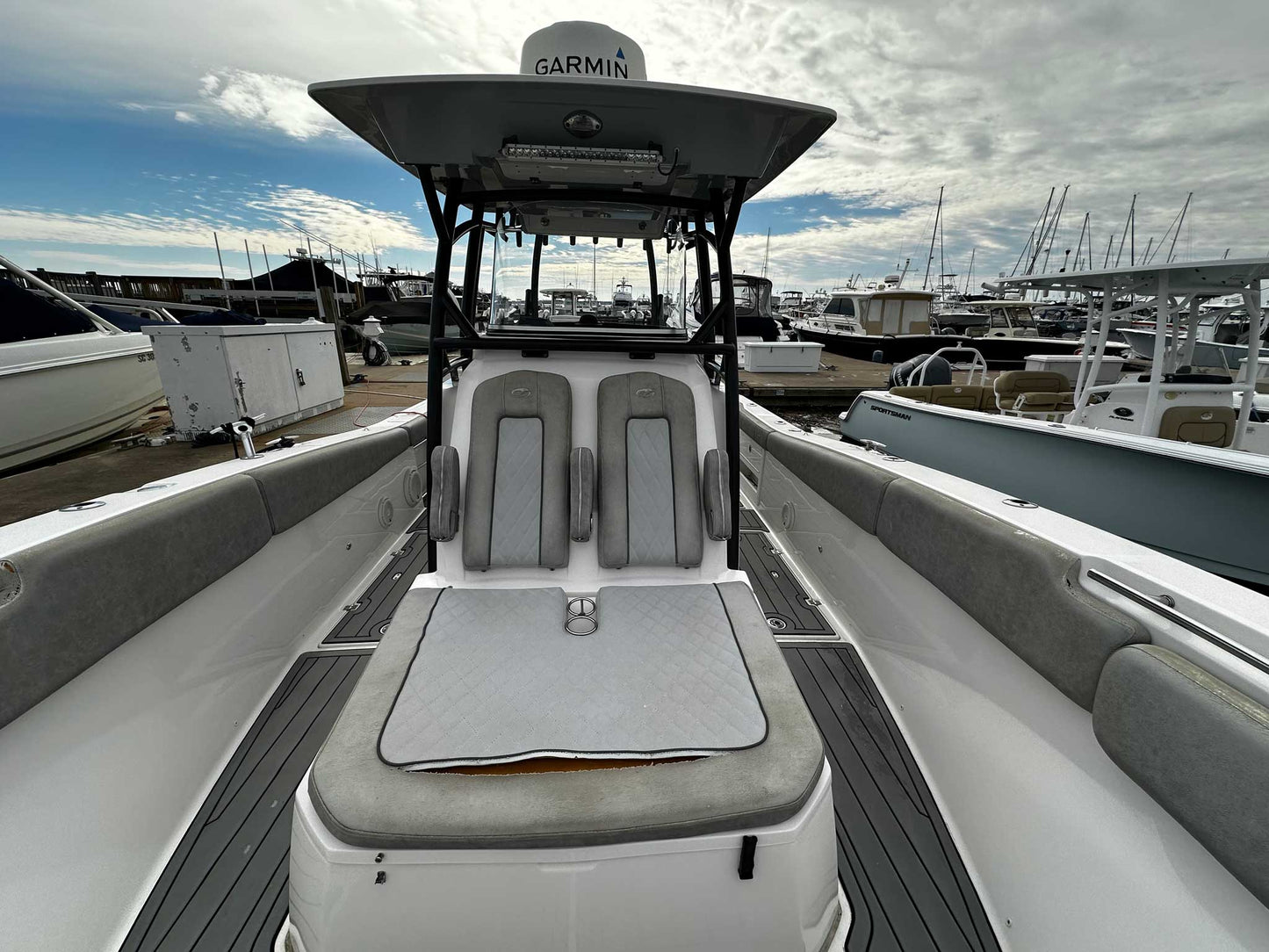 2018 Sea Fox 328 Commander