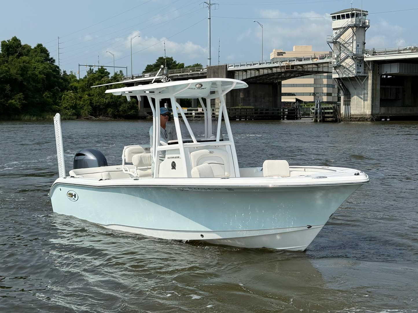 2021 Sea Hunt 219 Ultra