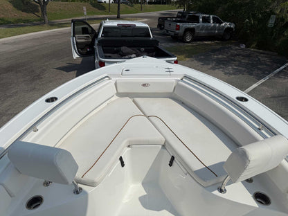 2021 Sea Hunt 219 Ultra