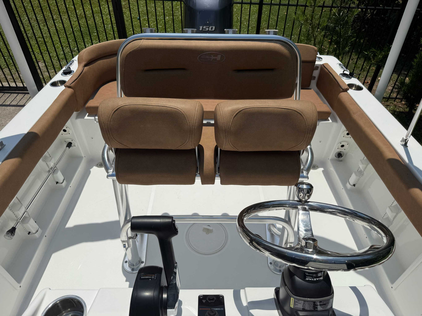 2021 Sea Hunt Ultra 219