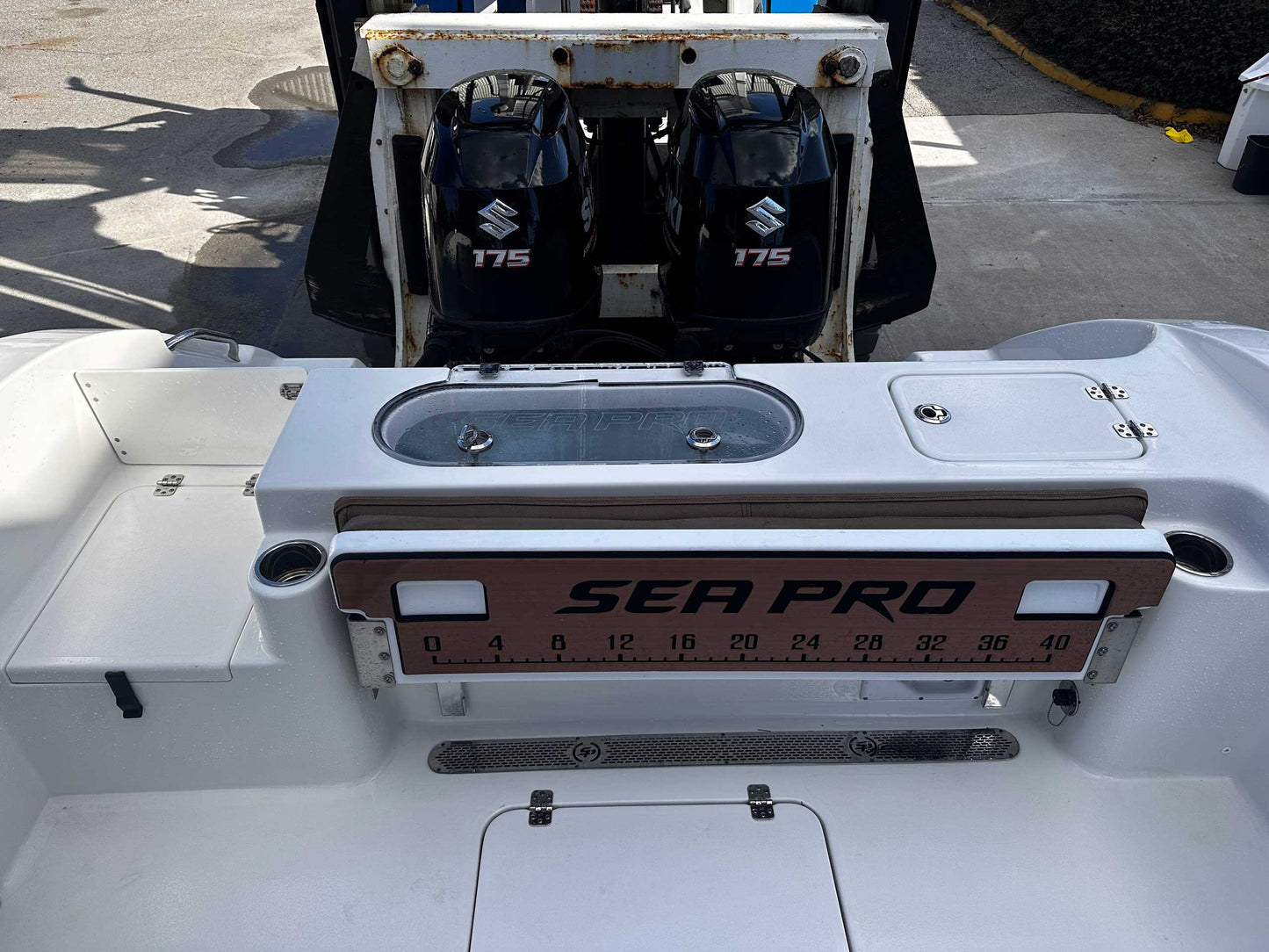 2019 Sea Pro 259 Center Console