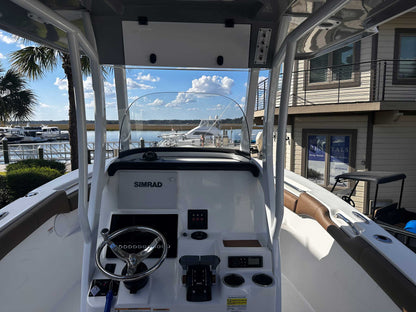 2019 Sea Pro 259 Center Console