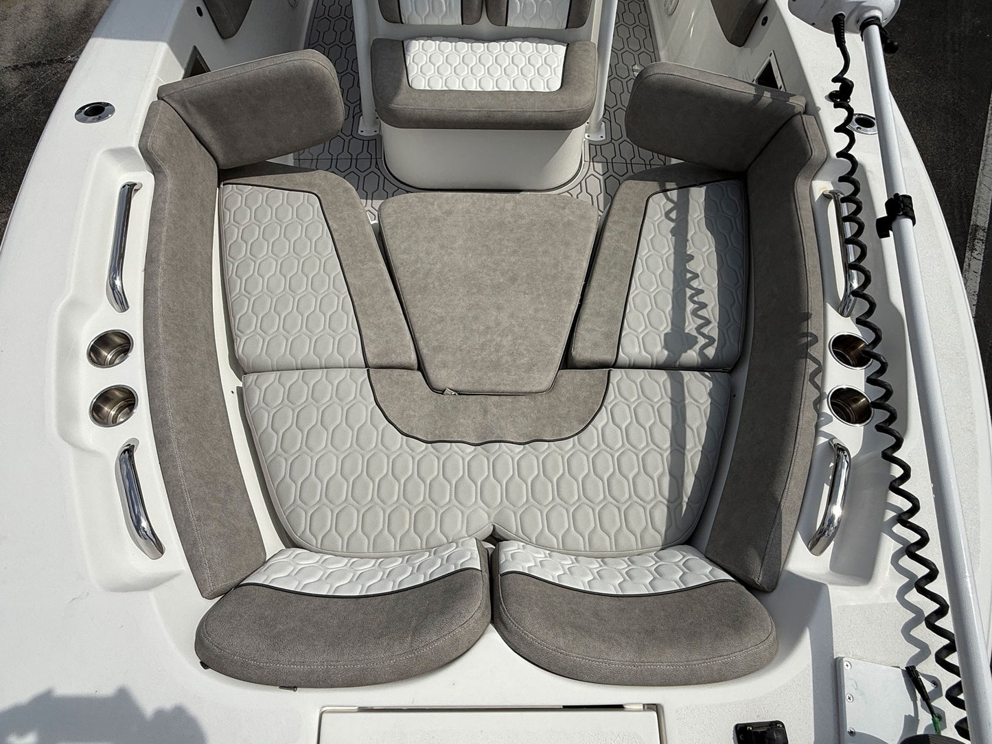 2021 Sea Fox 248 Commander