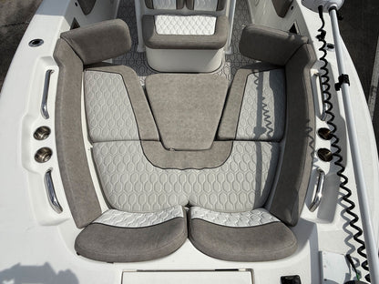 2021 Sea Fox 248 Commander