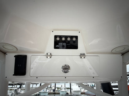 2023 Sea Fox 248 Commander