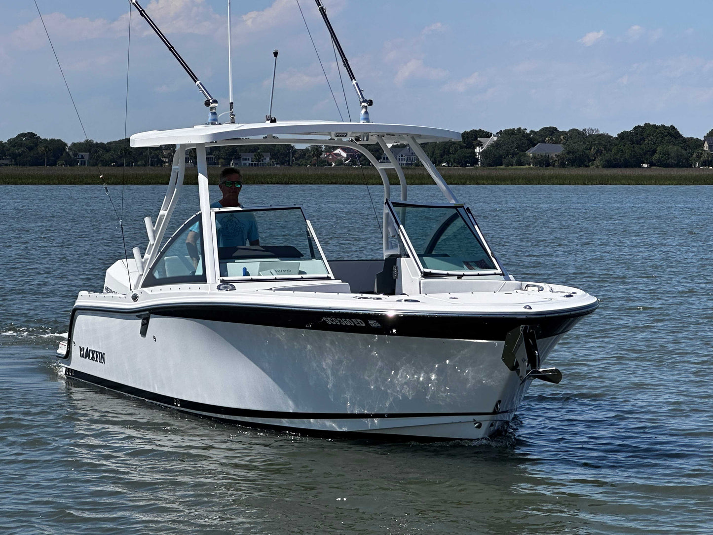 2021 Blackfin 252DC