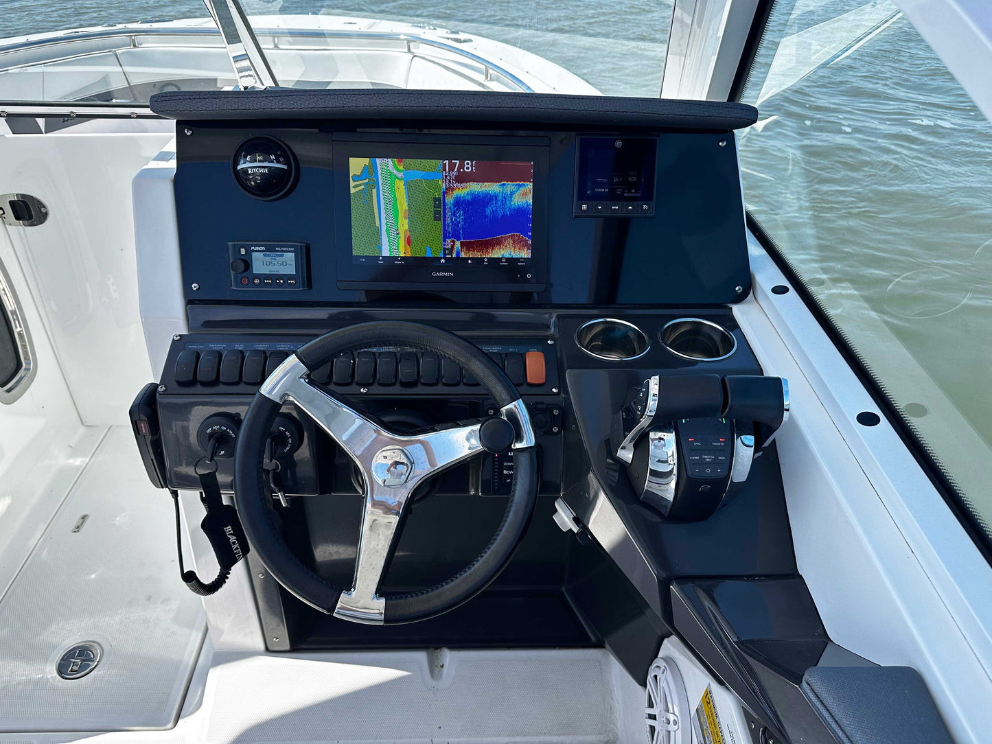 2021 Blackfin 252DC