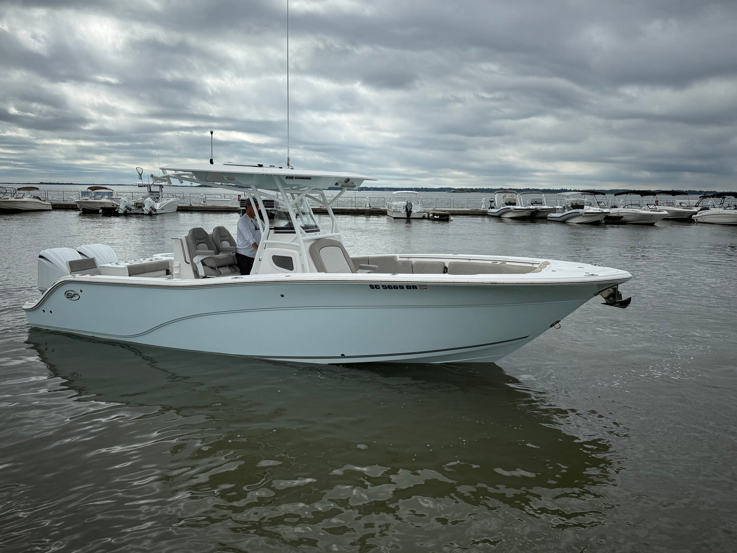 2022 Sea Fox 288 Commander