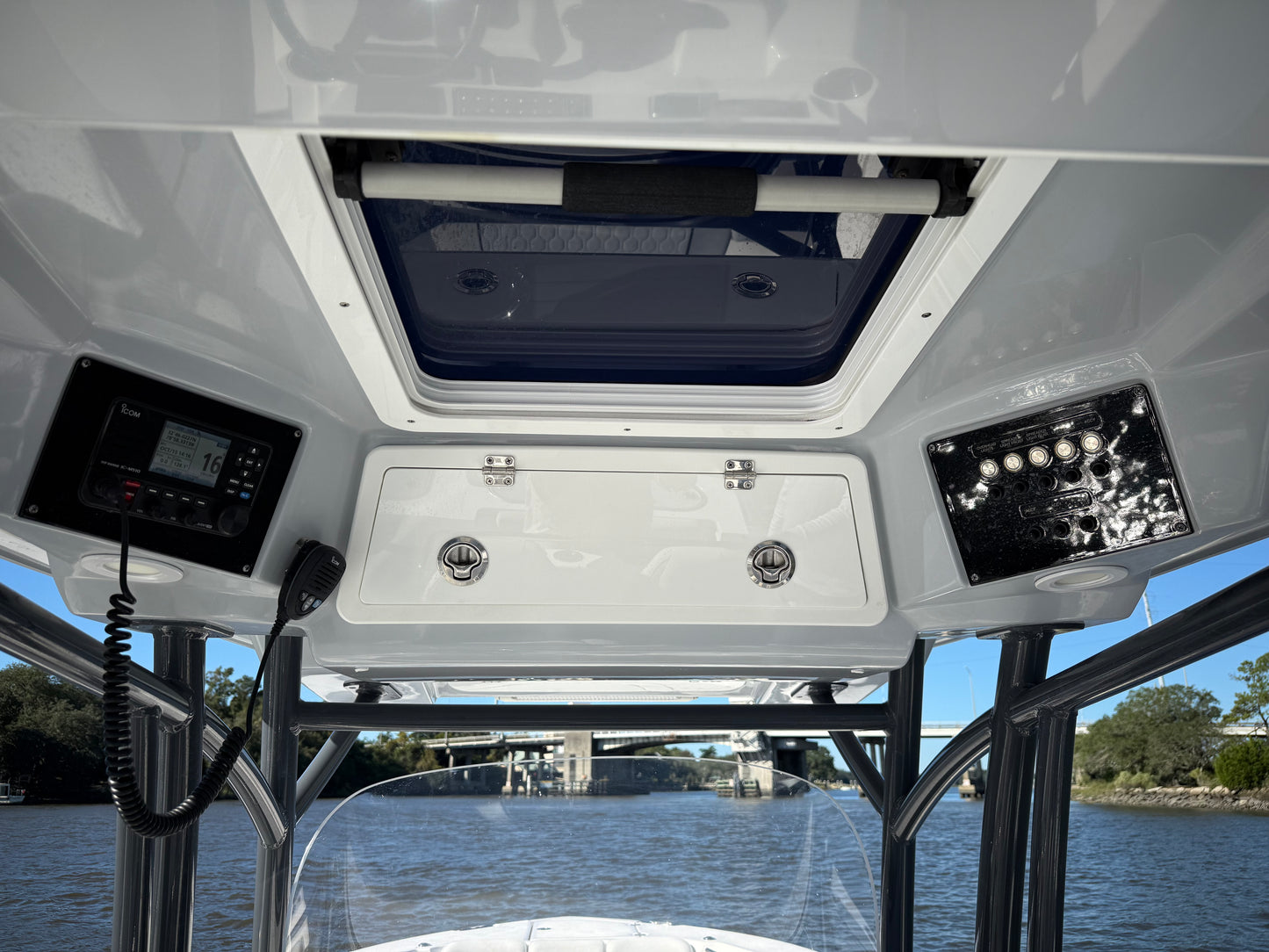 2022 Sea Fox 288 Commander