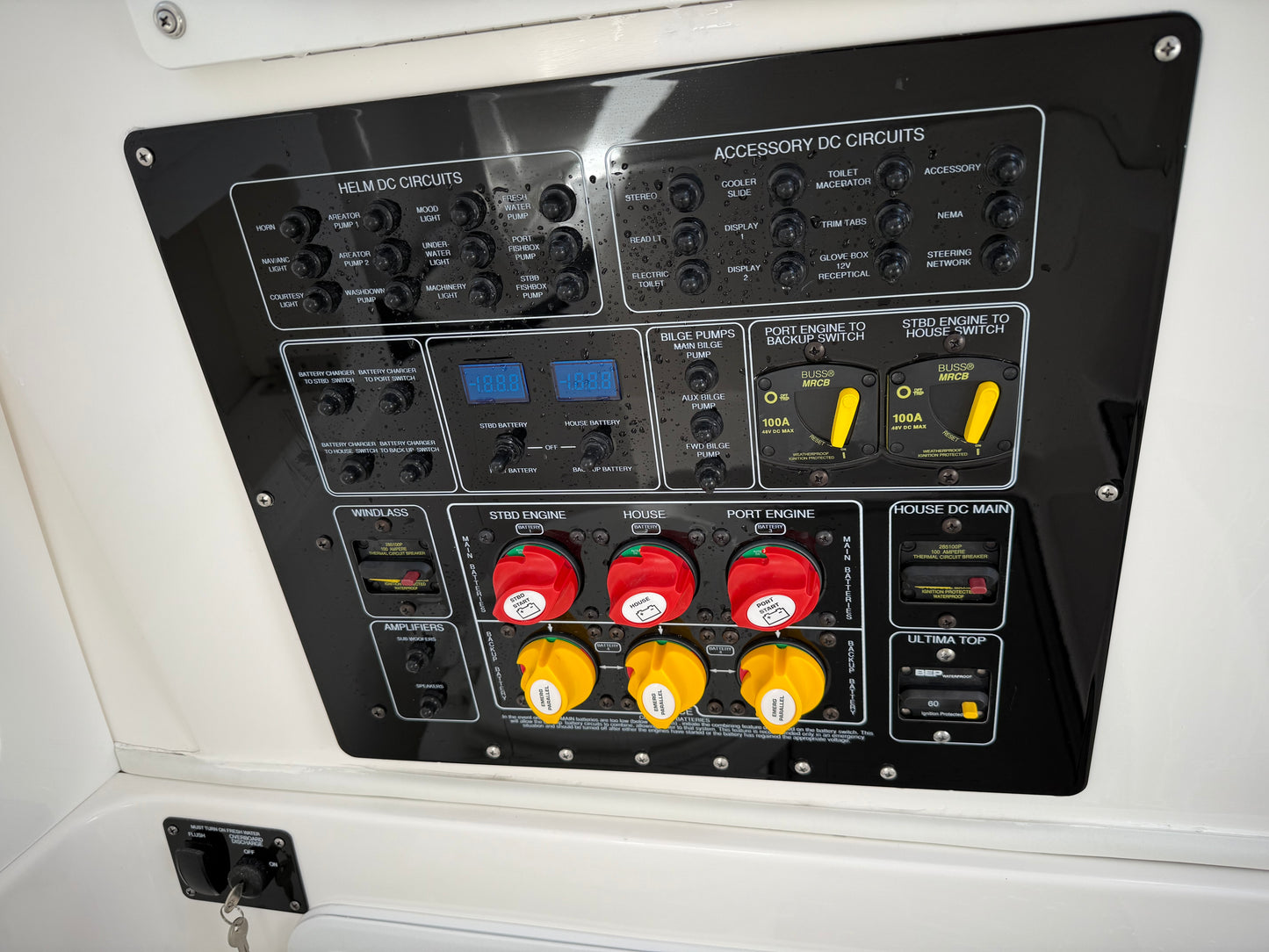 2022 Sea Fox 288 Commander