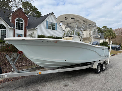 2017 Sea Fox 226 Commander