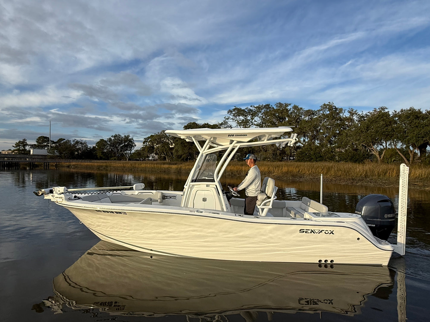 2021 Sea Fox 228 Commander