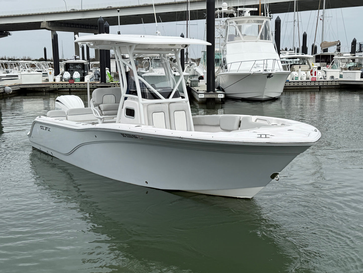 2023 Sea Fox 248 Commander