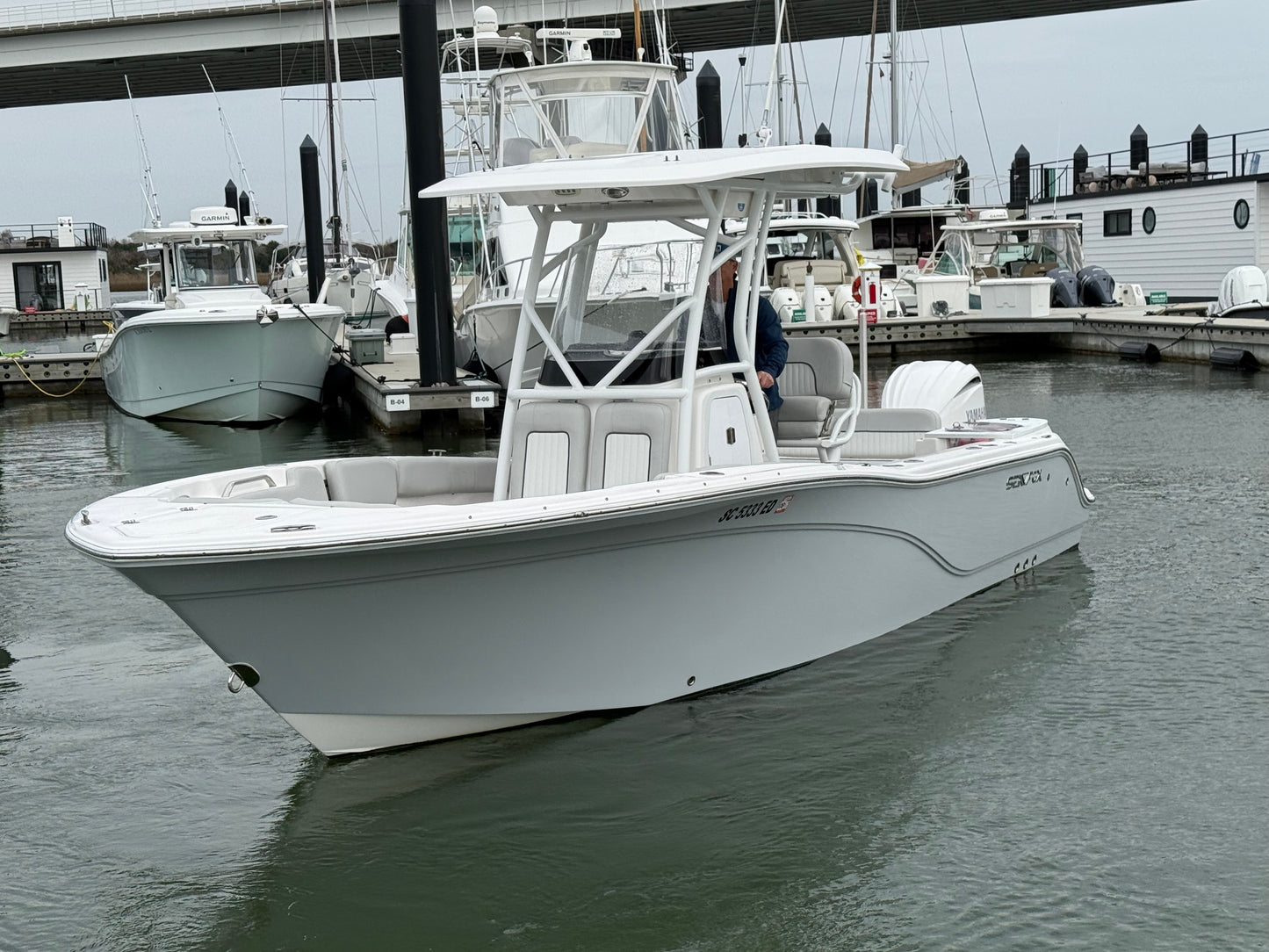 2023 Sea Fox 248 Commander