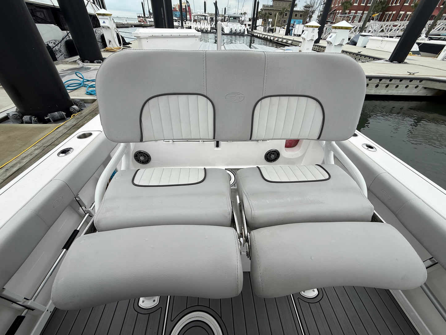 2023 Sea Fox 248 Commander
