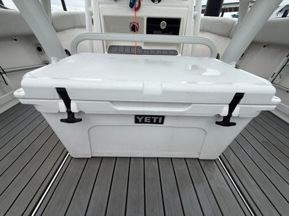 2023 Sea Fox 248 Commander