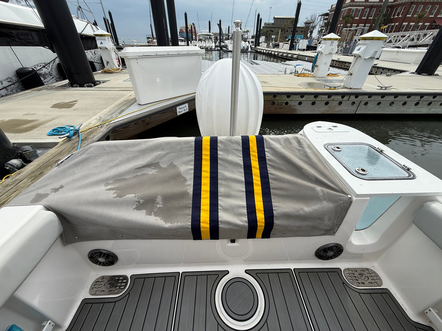 2023 Sea Fox 248 Commander
