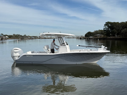 2025 Sea Fox 248 Commander