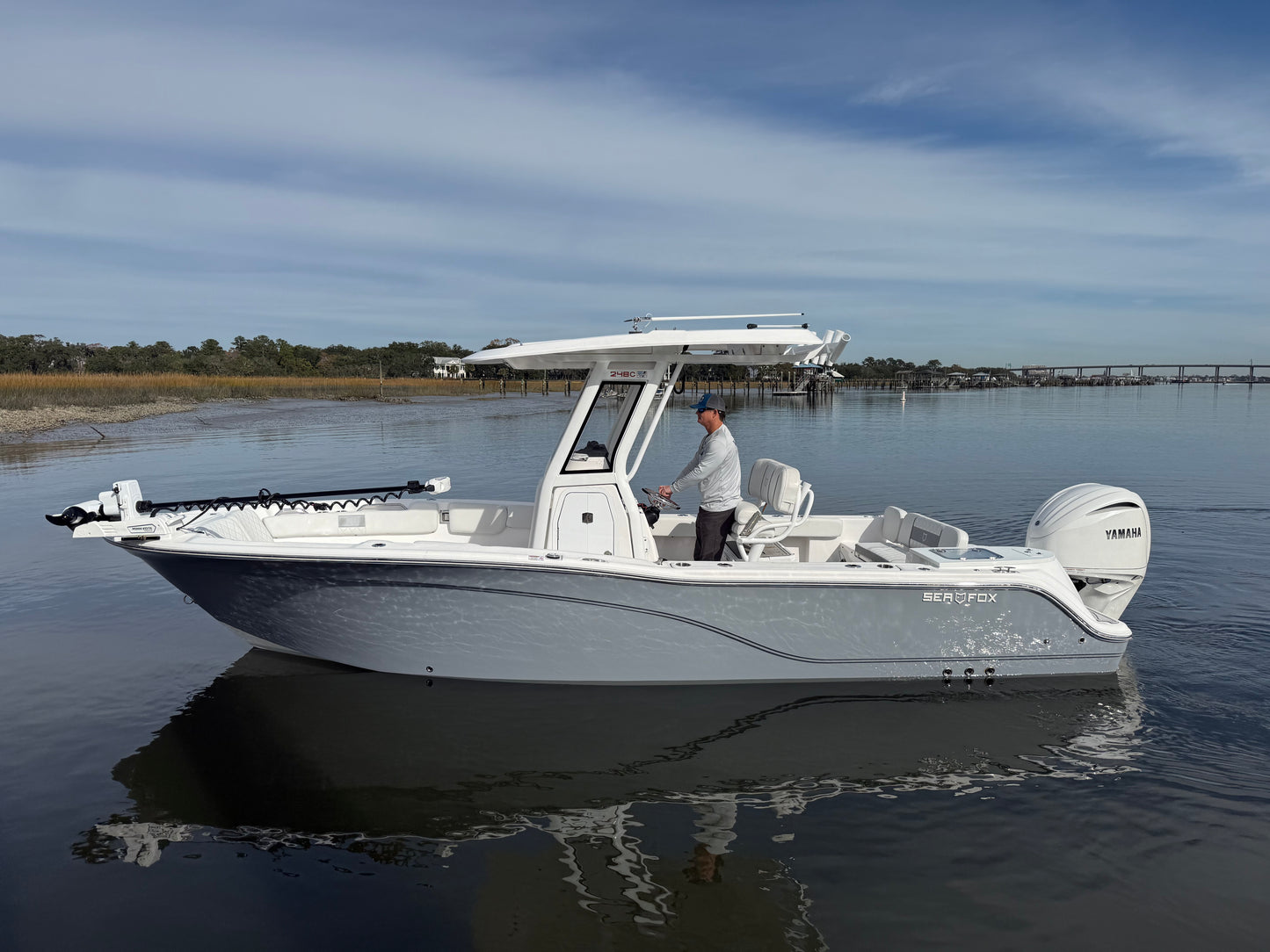 2025 Sea Fox 248 Commander