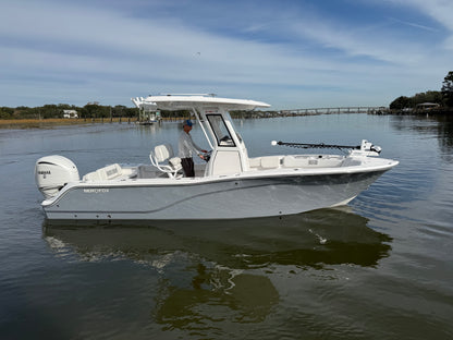 2025 Sea Fox 248 Commander