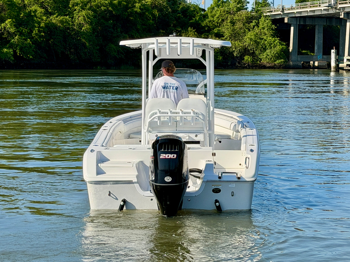 2018 Sea Pro 219 Center Console