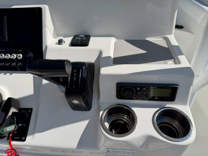2018 Sea Pro 219 Center Console