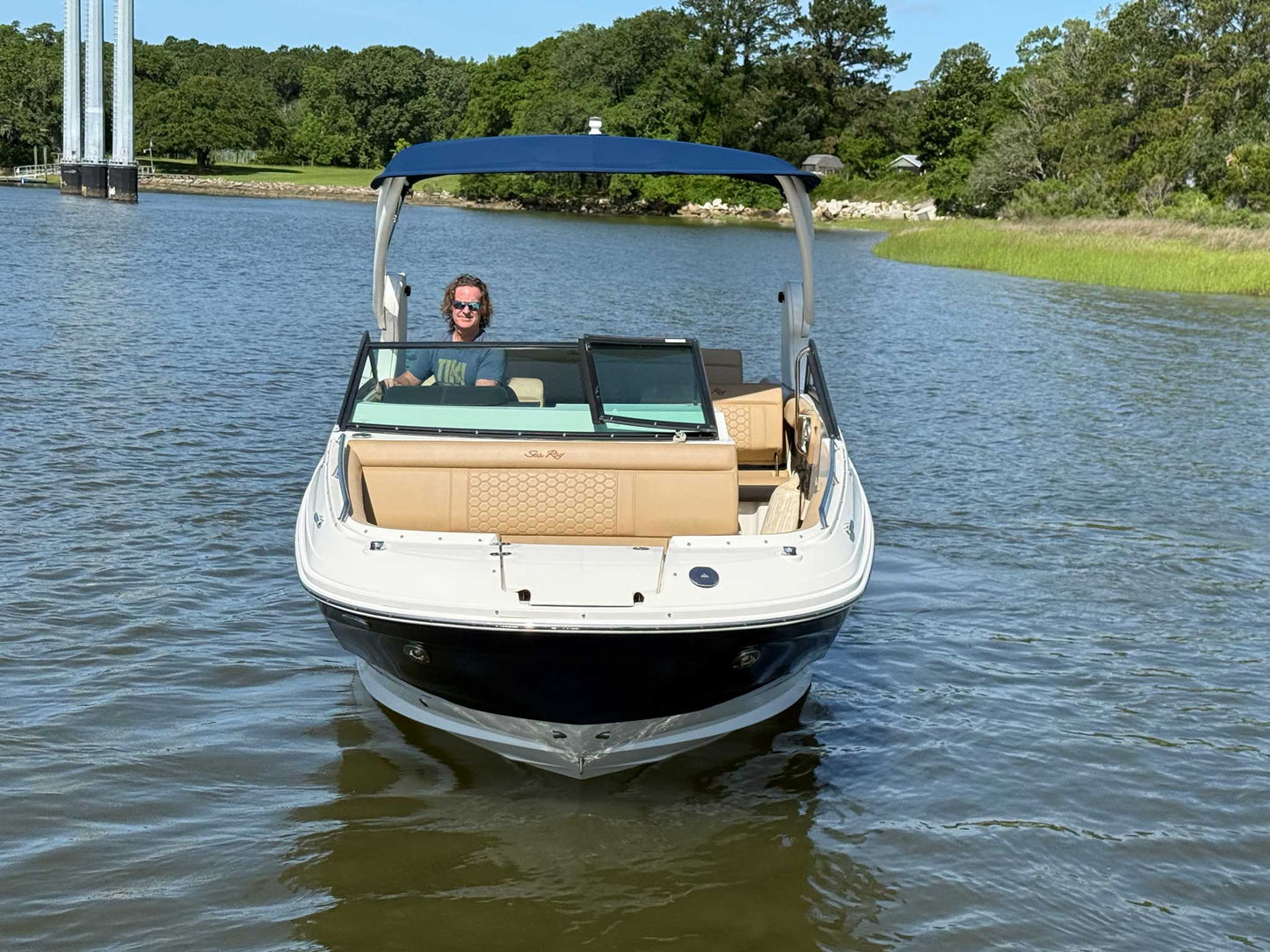 2020 Sea Ray SDX 250 OB